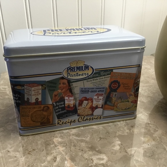 NIB 2000 Premium Partners Saltine Crackers Empty 3x5 Recipe Card Tin - Picture 9 of 9